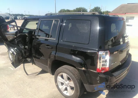 2014 Jeep Patriot Latitude z USA, uszkodzony, nr VIN 1C4NJRFB1ED717281